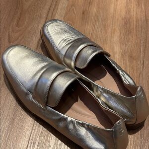 Cole Haan Grand 360. TRINNIE SOFT LOAFER:SOFT GOLD